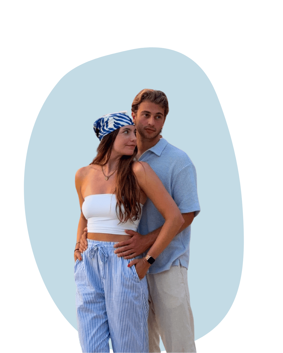 Couple leaning in for a kiss at Lake Como in Italy.